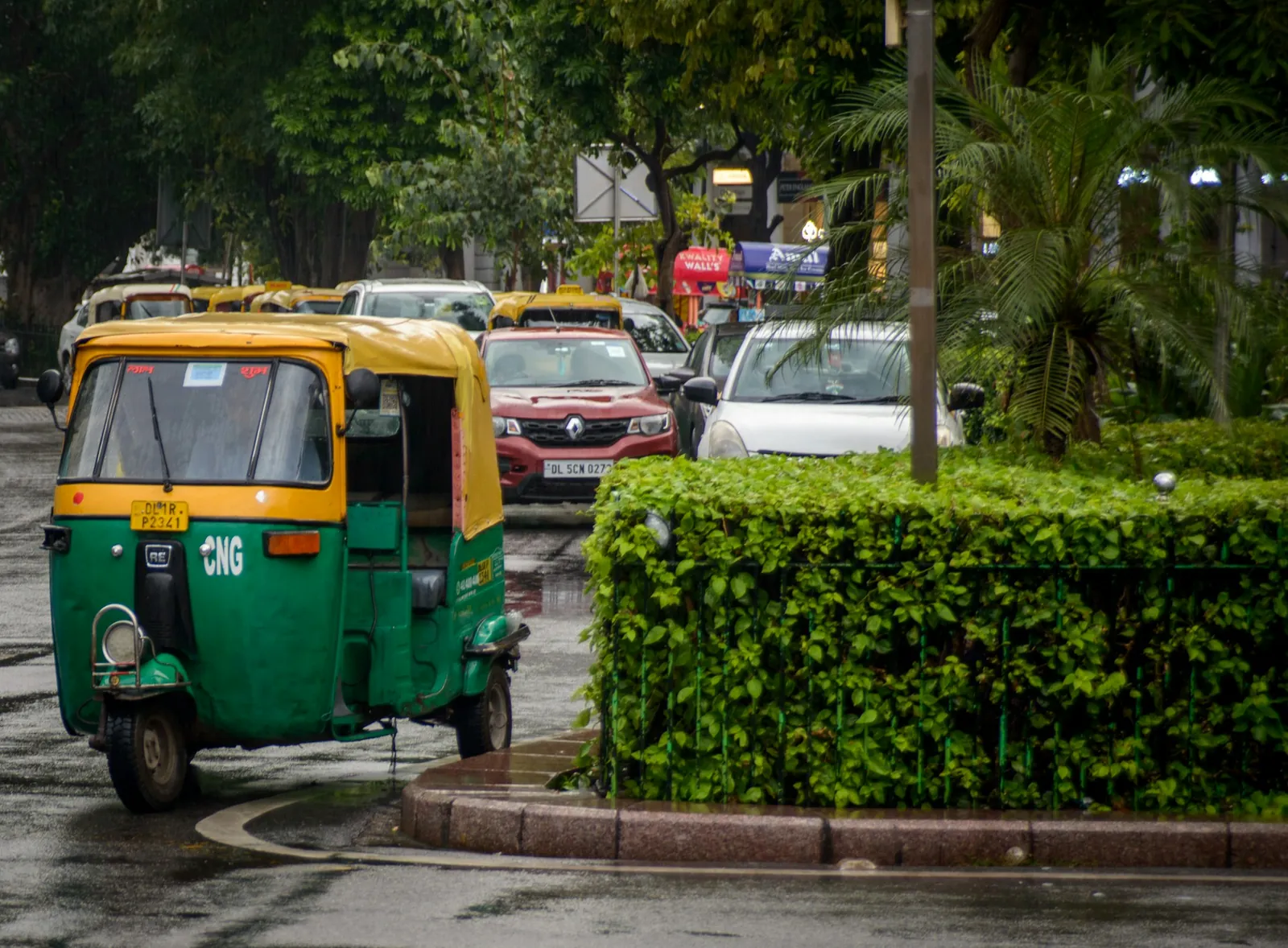 Five signs a CNG pump is about to run dry